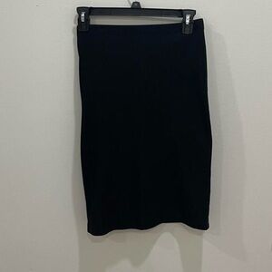 Forever 21 Classic Black Pencil Skirt